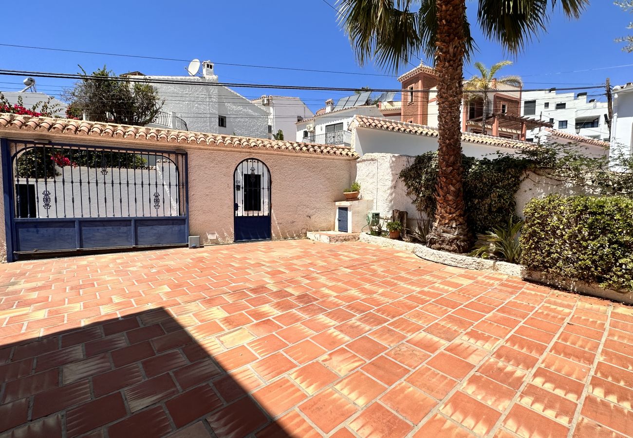 Ferienwohnung in Nerja - Chimenea 15 Private Pool and Parking by Casasol 