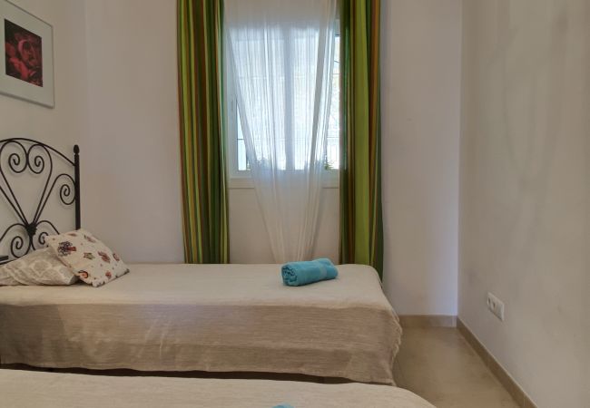 Ferienwohnung in Nerja - Chimenea Pinar 2 Apartment by Casasol