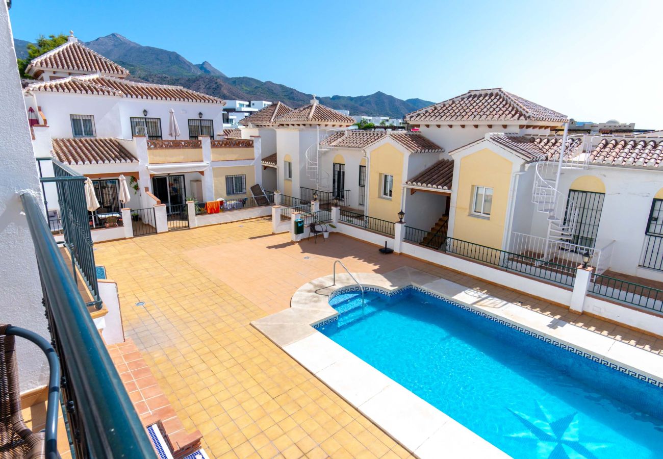 Ferienwohnung in Nerja - Chimenea Pinar 2 Apartment by Casasol 