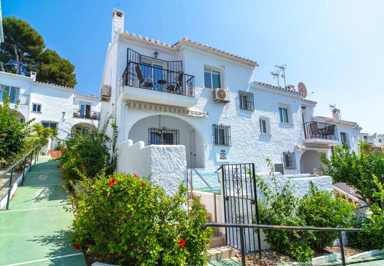 Doppelhaushälfte in Nerja - Casa Lovisa Private Pool by Casasol 
