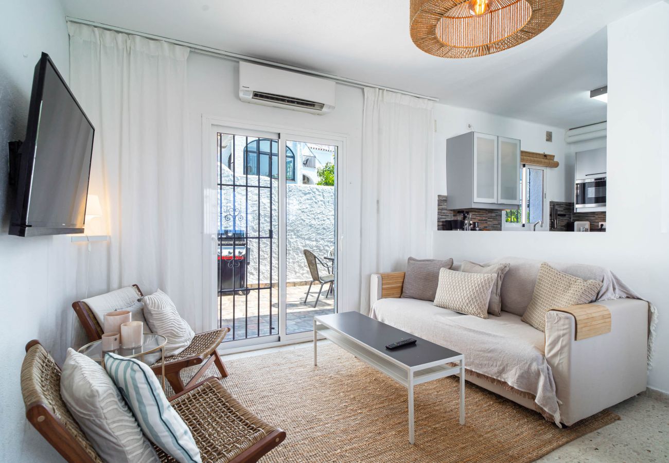 Doppelhaushälfte in Nerja - Casa Lovisa Private Pool by Casasol 