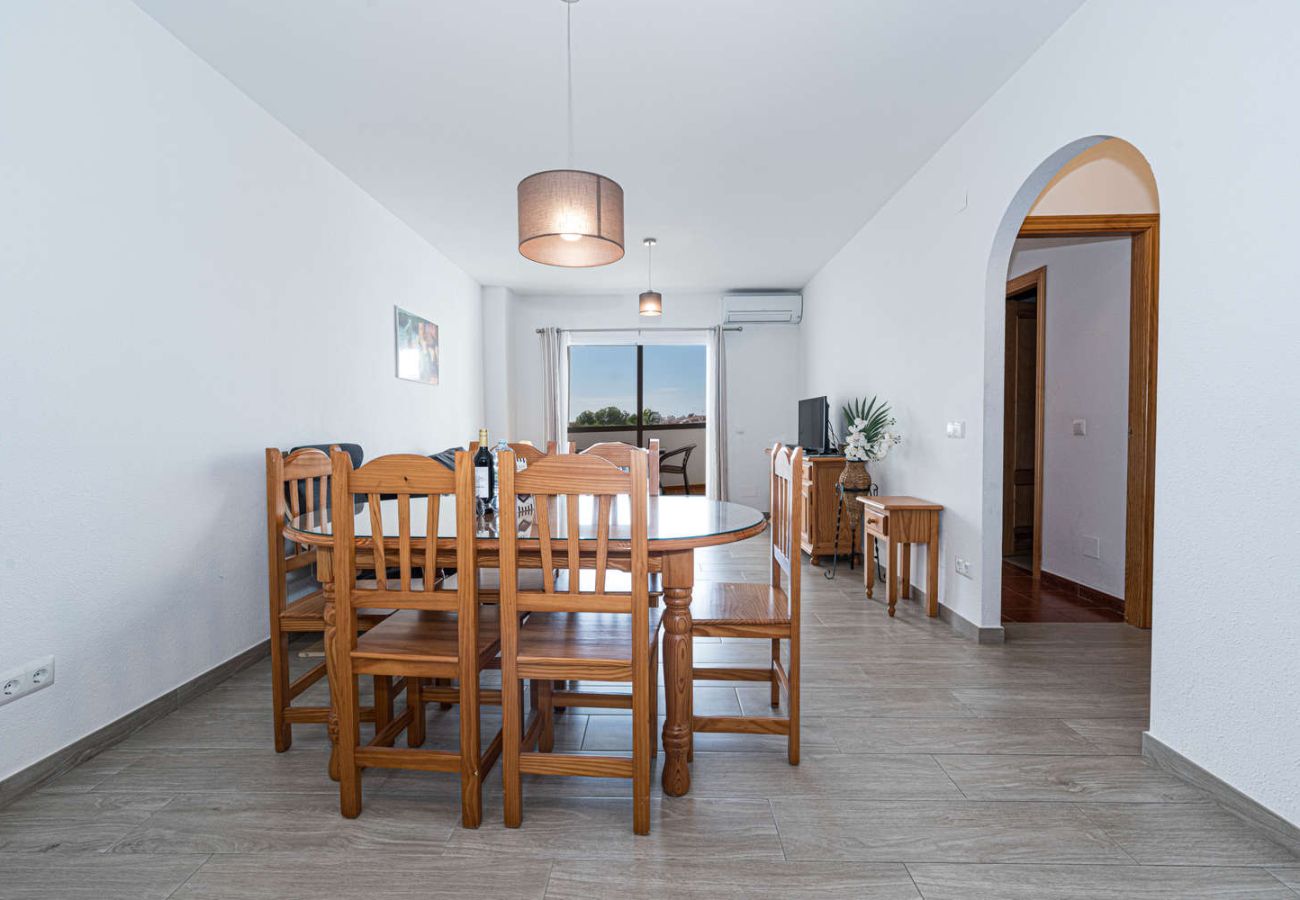 Ferienwohnung in Nerja - Ferienwohnung Valparaiso 1B am Burriana Strand mit Pool und 2 Badezimmern