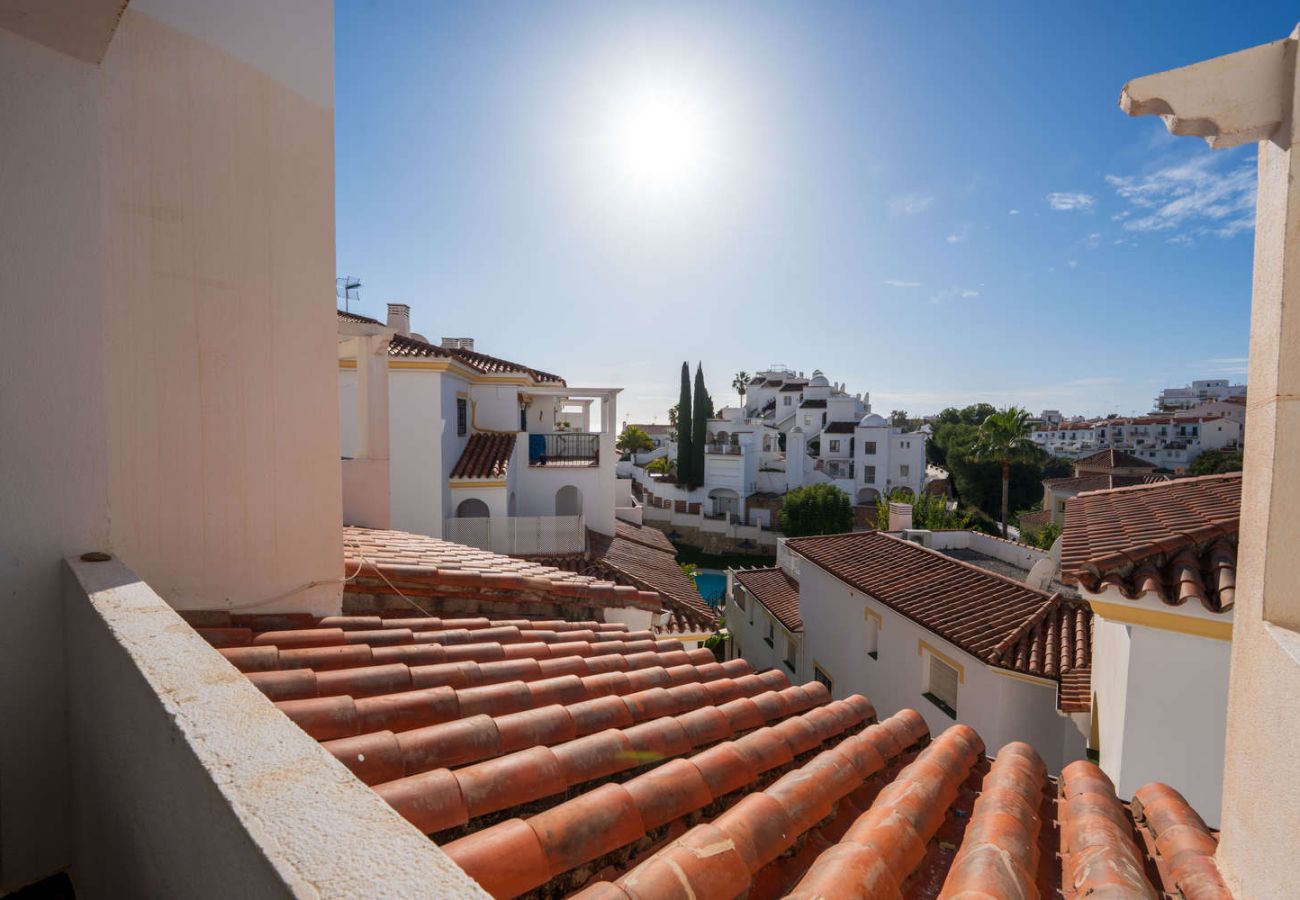 Ferienwohnung in Nerja - Ferienwohnung Valparaiso 1B am Burriana Strand mit Pool und 2 Badezimmern