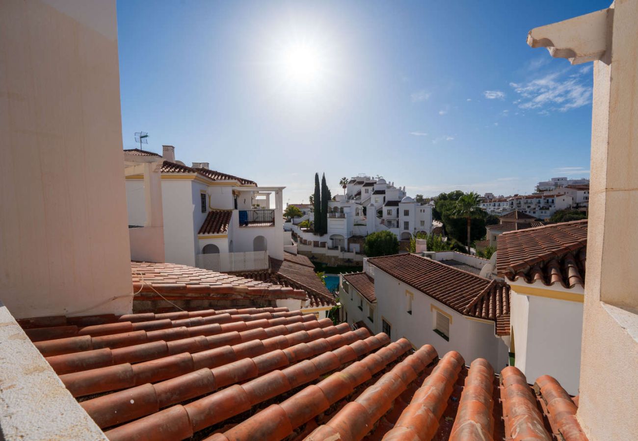 Ferienwohnung in Nerja - Ferienwohnung Valparaiso 1B am Burriana Strand mit Pool und 2 Badezimmern