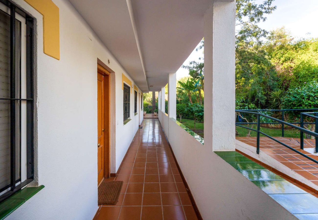 Ferienwohnung in Nerja - Ferienwohnung Valparaiso 1B am Burriana Strand mit Pool und 2 Badezimmern