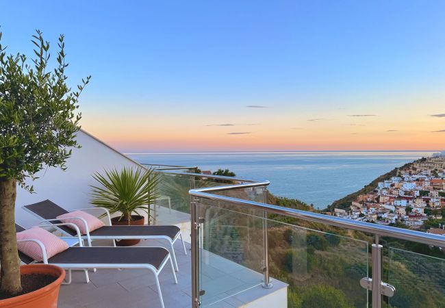 Ferienwohnung in Nerja - Penthouse Balcon del Mar 121 by Casasol