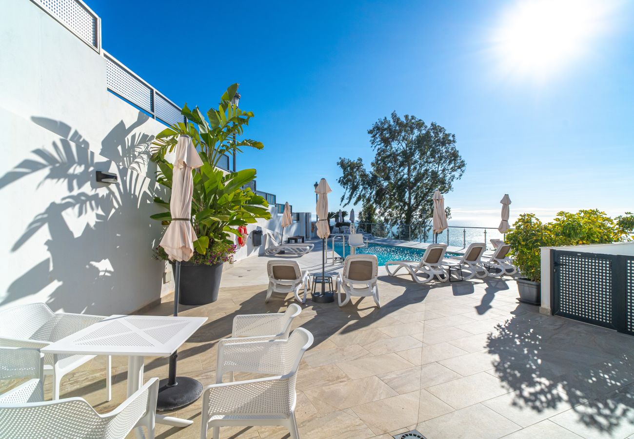 Ferienwohnung in Nerja - Penthouse Balcon del Mar 121 by Casasol 