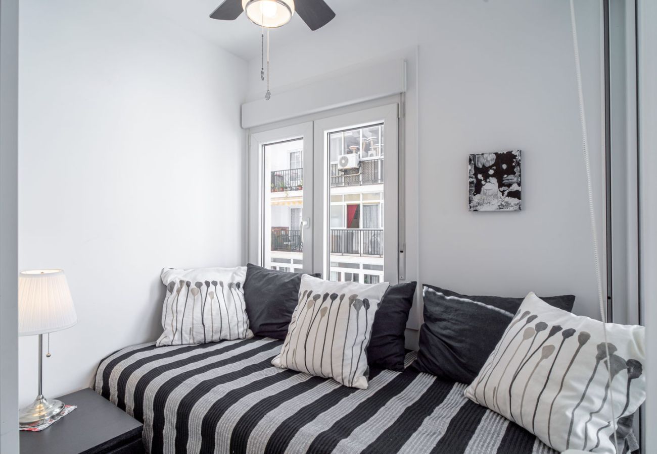 Ferienwohnung in Nerja - Apartamento Urban Suite by Casasol 