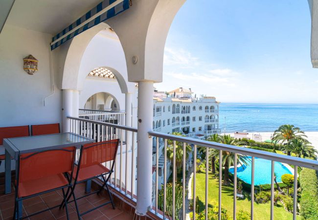 Ferienwohnung in Nerja - Stella Maris Beachfront 3A by Casasol 