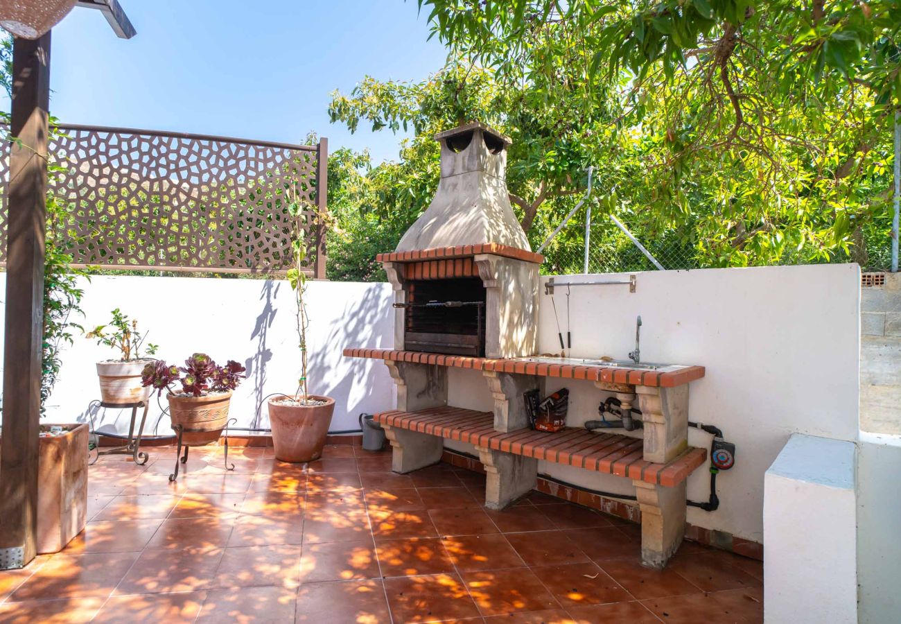 Villa in Torrox Costa - Villa Calidum: Villa mit privatem Pool in Nerja