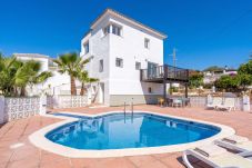 Villa in Nerja - Villa Mauri Private Pool by Casasol Villa in Nerja - Villa Mauri Private Pool by Casasol