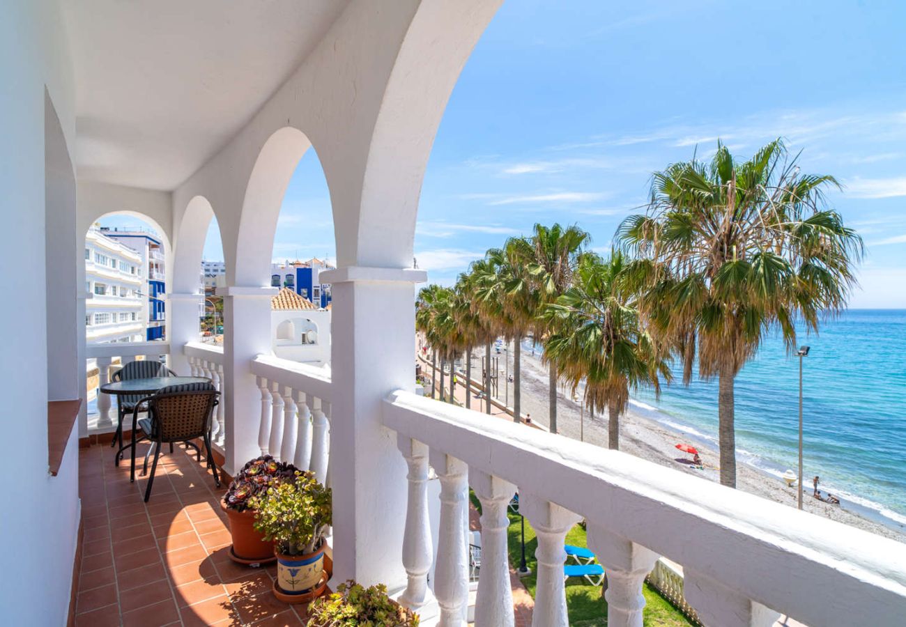 Ferienwohnung in Nerja - Stella Maris Beachfront 2J by Casasol 