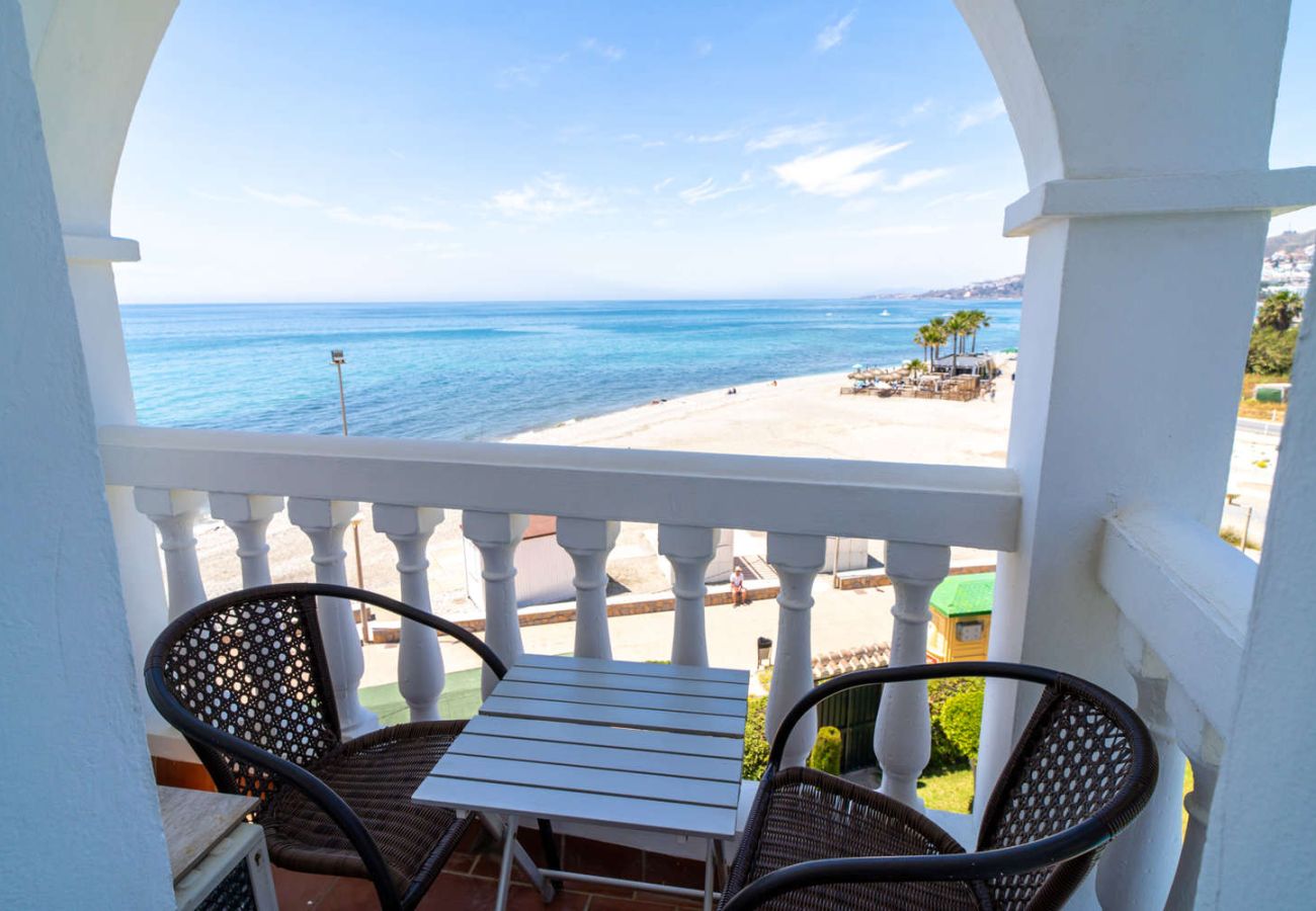 Ferienwohnung in Nerja - Stella Maris Beachfront 2J by Casasol 