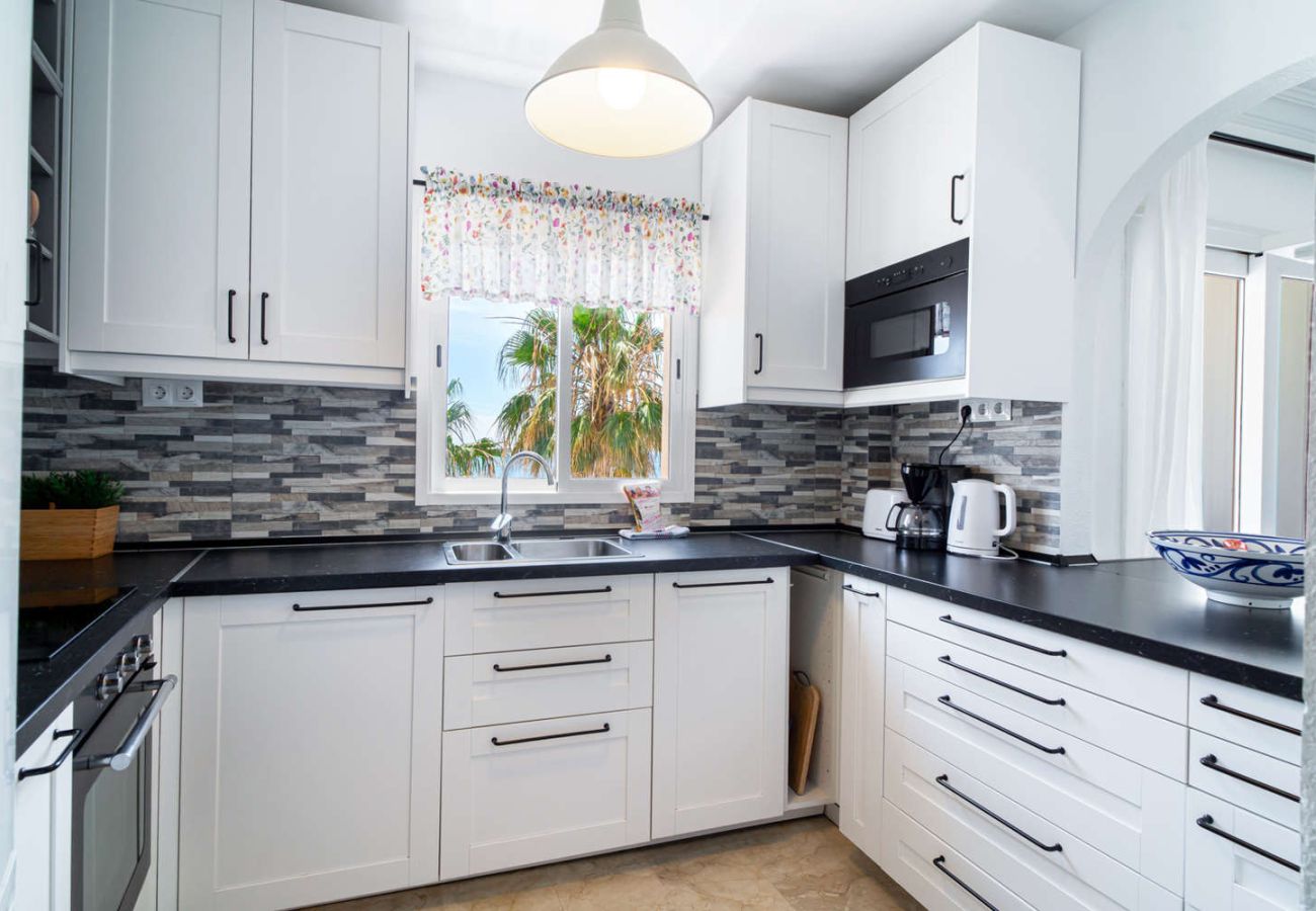 Ferienwohnung in Nerja - Stella Maris Beachfront 2J by Casasol 