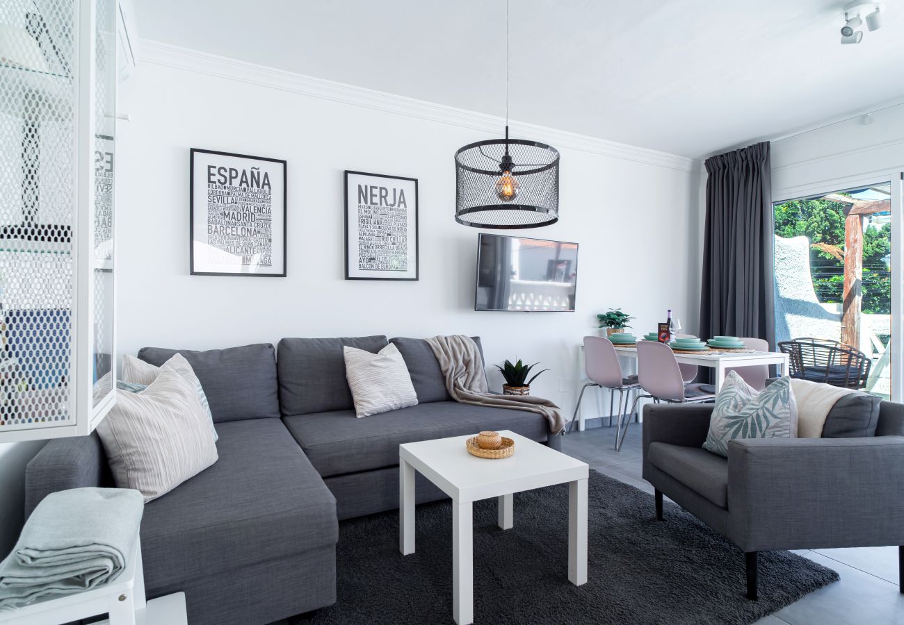 Ferienwohnung in Nerja - Sunny Vista Chimenea by Casasol