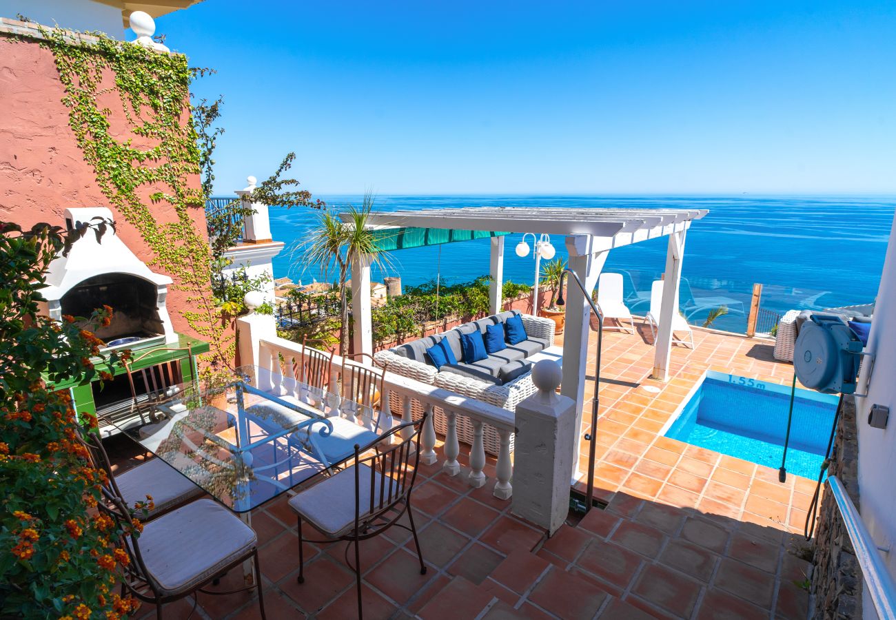 Villa in Nerja - Villa Vista Deluxe by Casasol