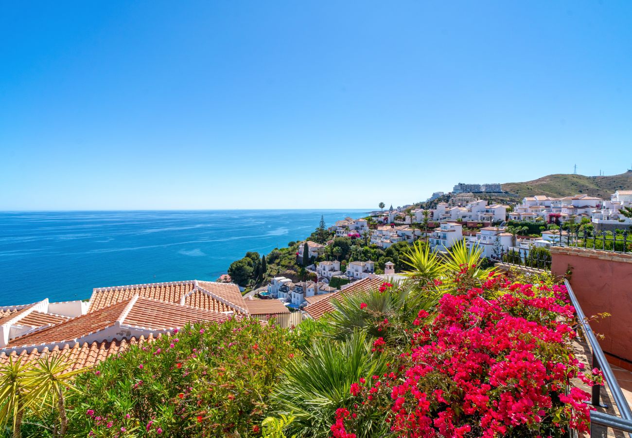 Villa in Nerja - Villa Vista Deluxe by Casasol