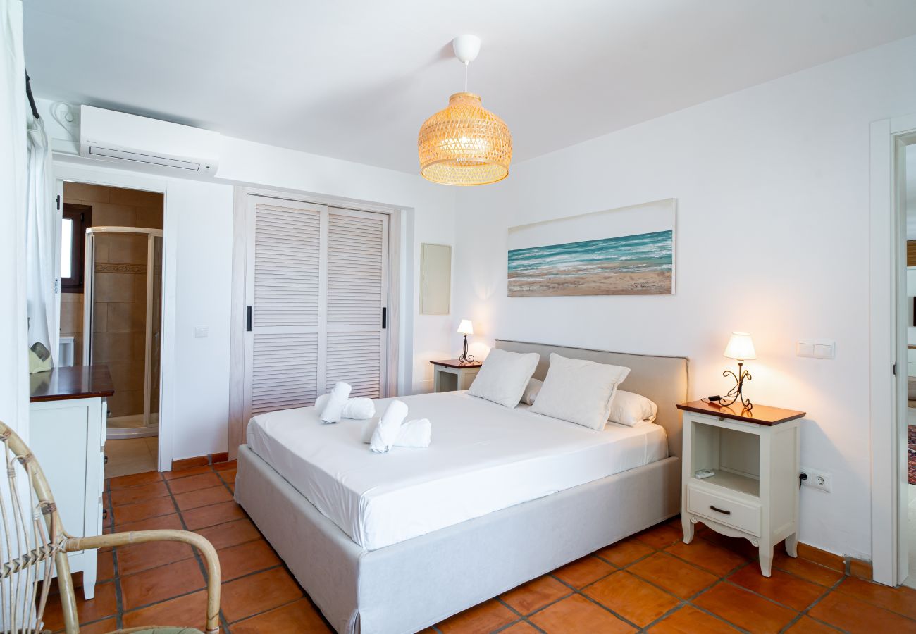 Villa in Nerja - Villa Grand Pool Terrace by Casasol