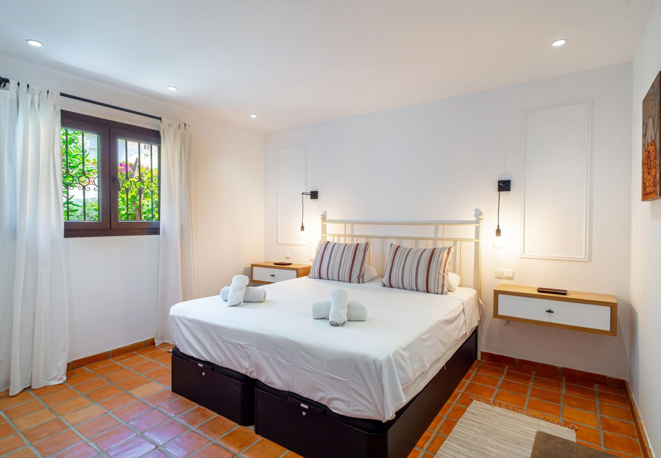 Villa in Nerja - Villa Grand Pool Terrace by Casasol