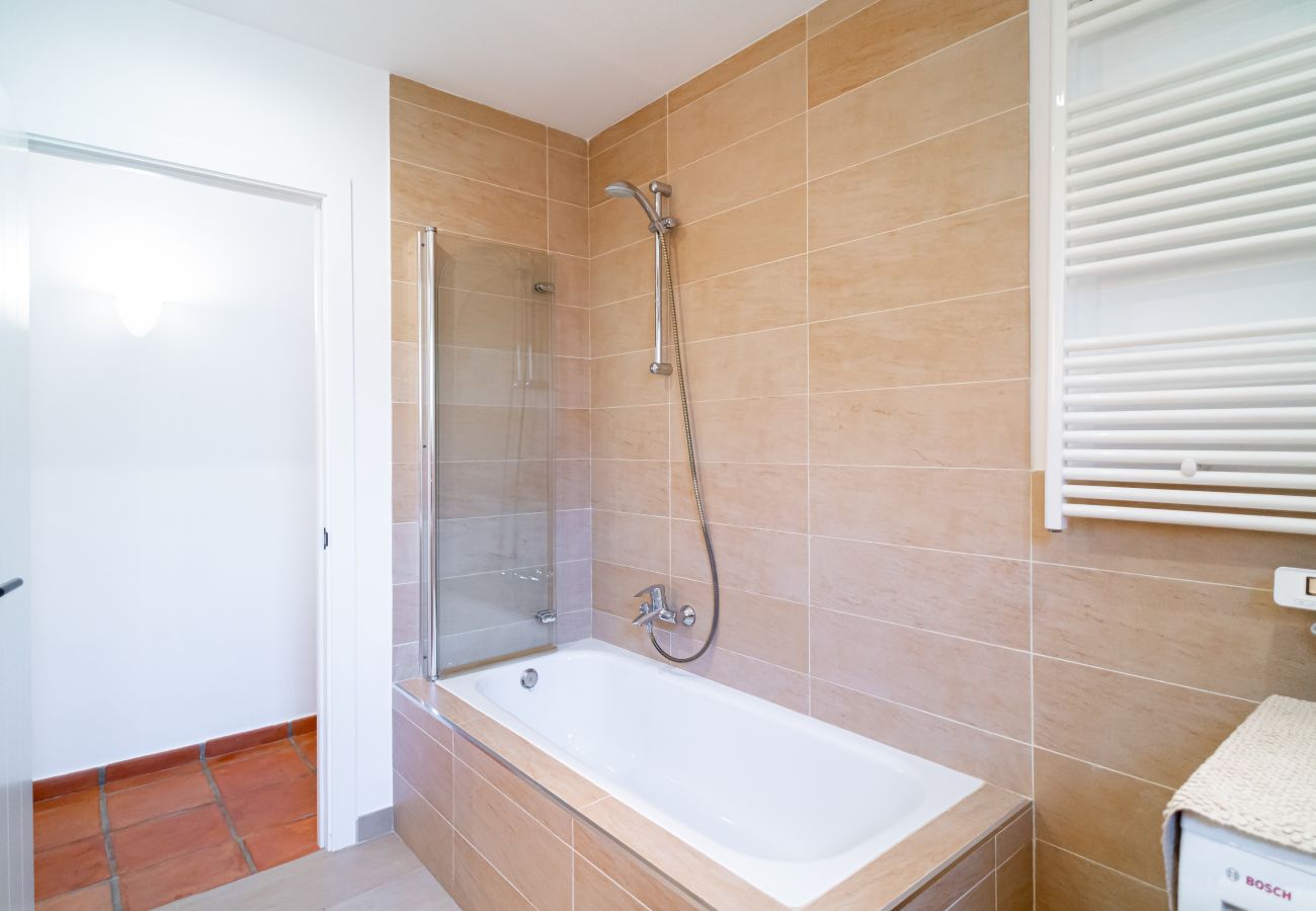 Villa in Nerja - Villa Grand Pool Terrace by Casasol