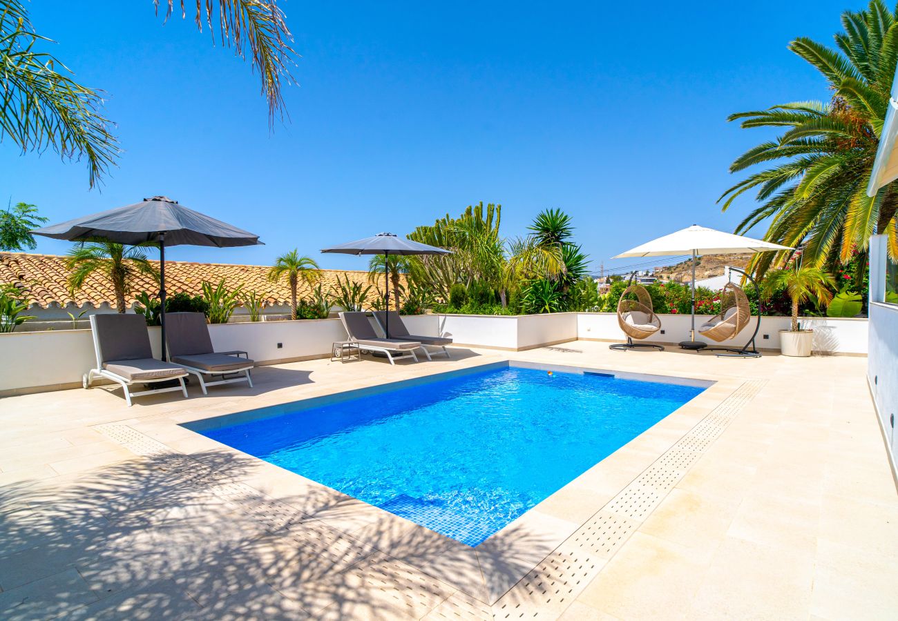 Villa in Nerja - Villa Grand Pool Terrace by Casasol