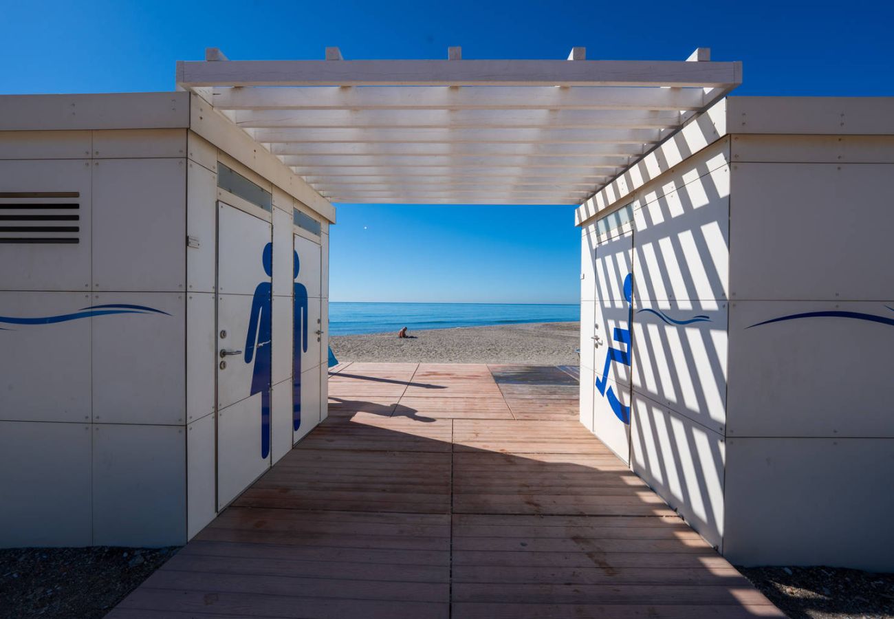 Ferienwohnung in Nerja - Stella Maris Nerja Beachfront Apartment, Sea View 