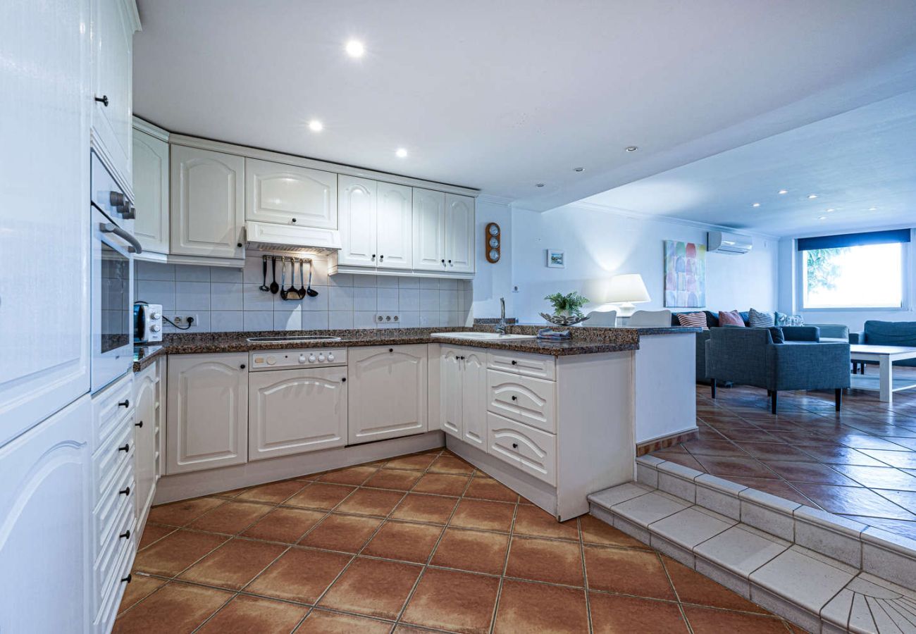 Ferienwohnung in Nerja - Stella Maris Nerja Beachfront Apartment, Sea View 