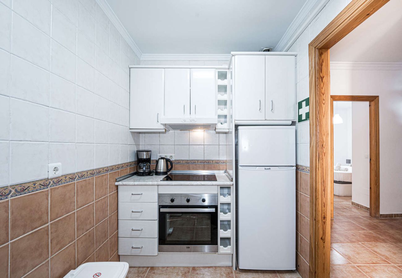 Ferienwohnung in Nerja - Torrecilla Urban Beach Nerja: Moderne Ferienwohnung mit Dachpool