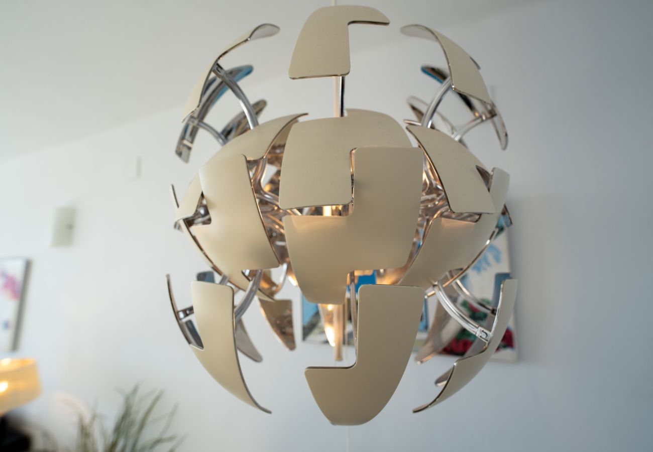 Modernes Dekordetail in Ferienapartment