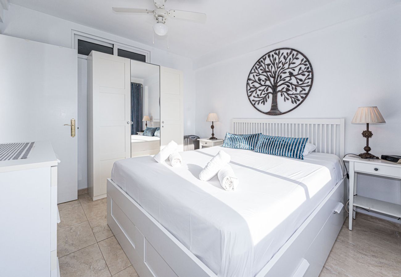 Hauptschlafzimmer mit Doppelbett