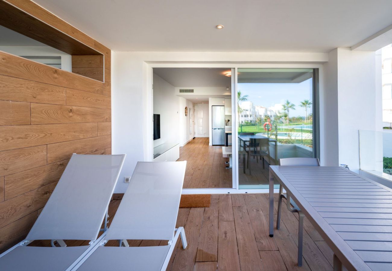 Ferienwohnung in Torrox Costa - Isea Calaceite 1111: Luxus-Apartment mit Meer- und Poolblick