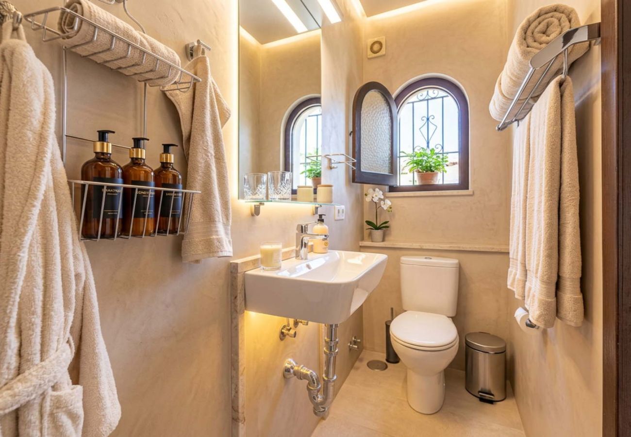 Doppelhaushälfte in Nerja - Casa Lavanda – Ferienhaus in Nerja mit Meerblick und Pool