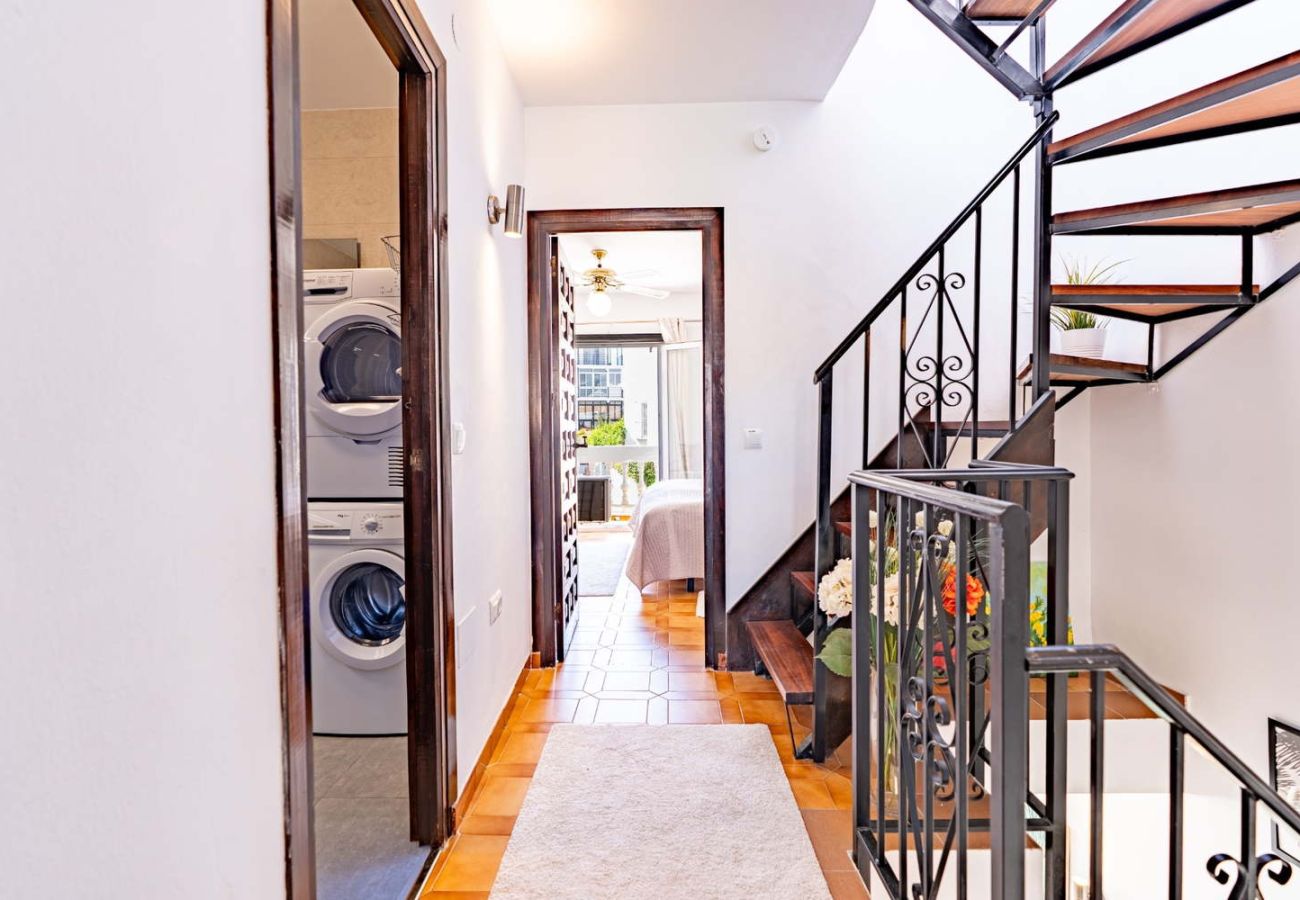 Doppelhaushälfte in Nerja - Casa Lavanda – Ferienhaus in Nerja mit Meerblick und Pool