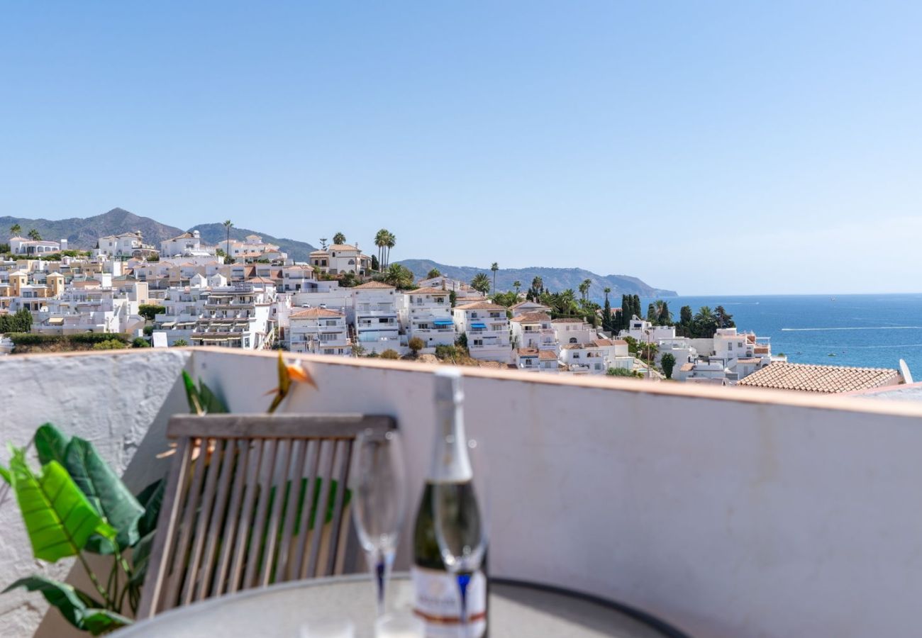 Doppelhaushälfte in Nerja - Casa Lavanda – Ferienhaus in Nerja mit Meerblick und Pool