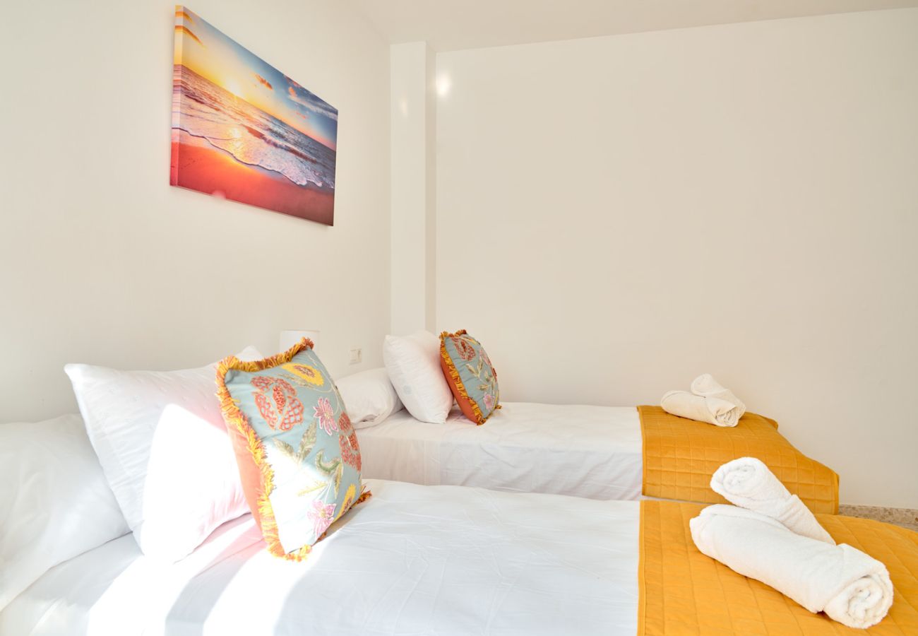 Ferienwohnung in Nerja - Tucuman 3 Los Huertos Nerja: Sonniges Apartment