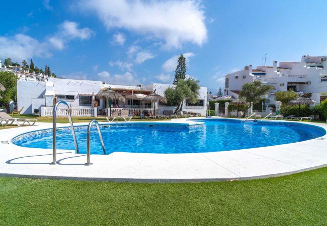 Ferienwohnung in Nerja - Appartamento Tropicana 6C a Nerja con Vista Mare
