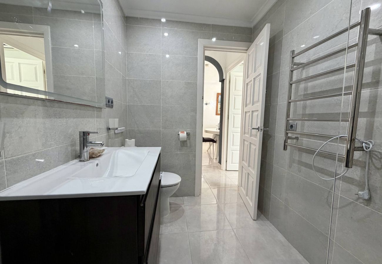 Ferienwohnung in Nerja - Appartamento Tropicana 6C a Nerja con Vista Mare