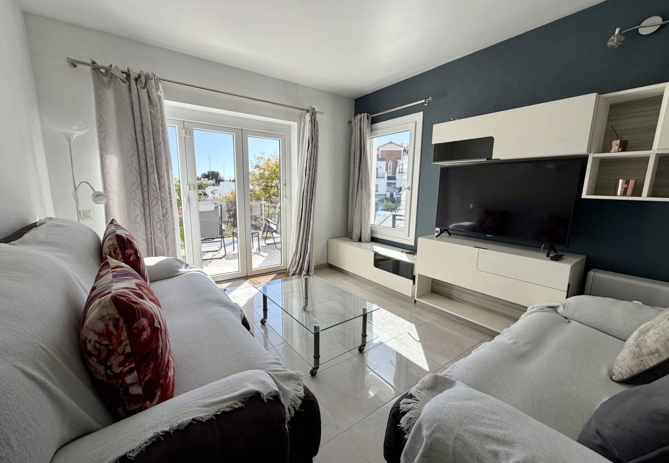 Ferienwohnung in Nerja - Appartamento Tropicana 6C a Nerja con Vista Mare