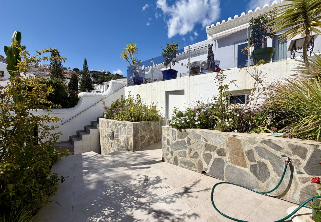 Ferienwohnung in Nerja - Appartamento Tropicana 6C a Nerja con Vista Mare