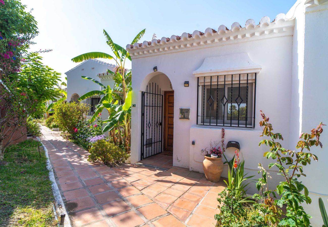 Ferienwohnung in Nerja - Appartamento Tropicana 6C a Nerja con Vista Mare