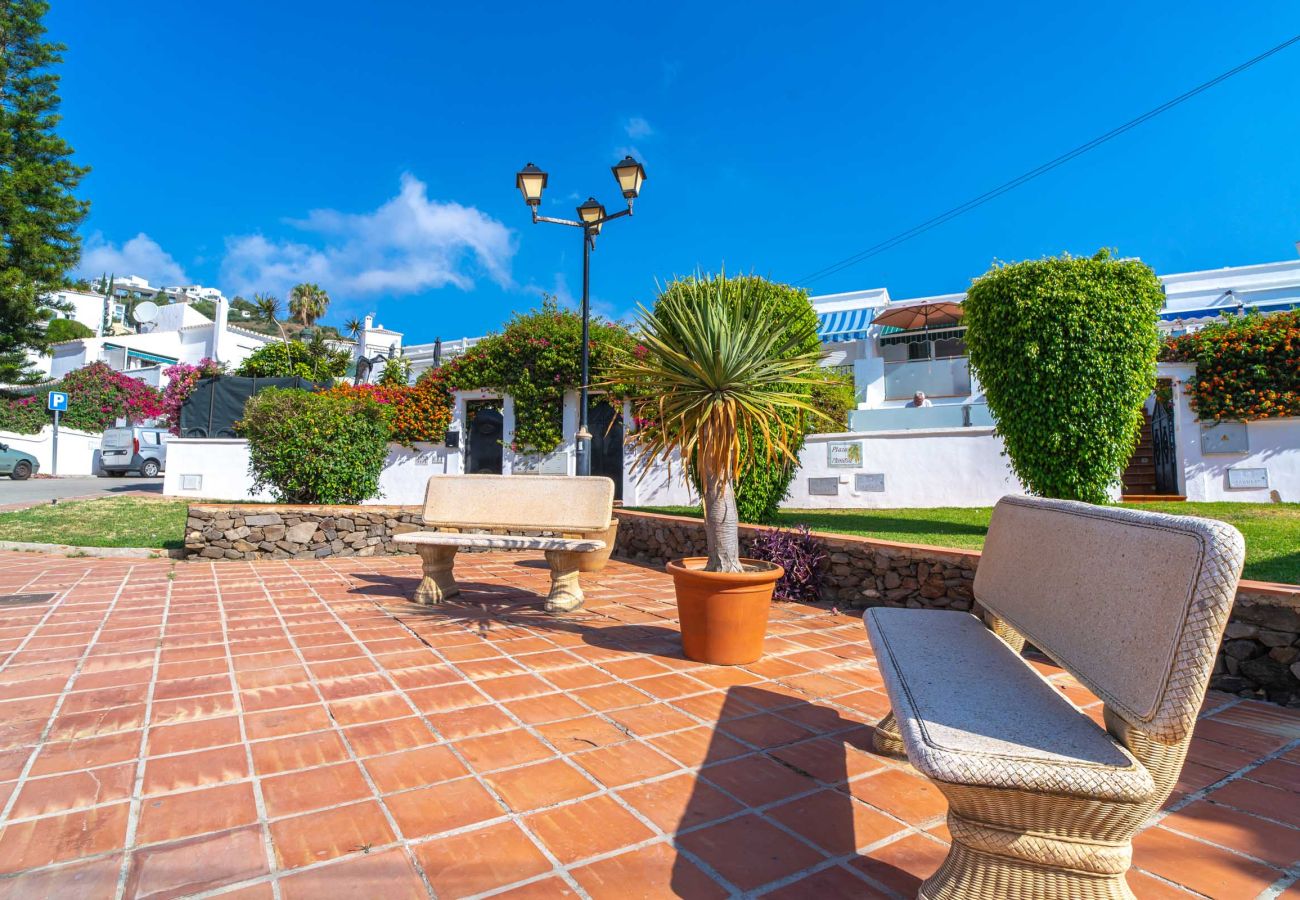 Ferienwohnung in Nerja - Appartamento Tropicana 6C a Nerja con Vista Mare