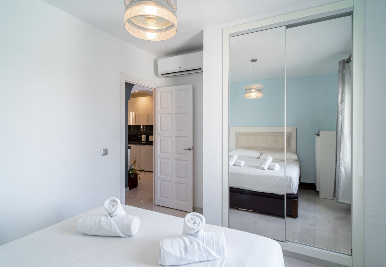 Ferienwohnung in Nerja - Appartamento Tropicana 6C a Nerja con Vista Mare
