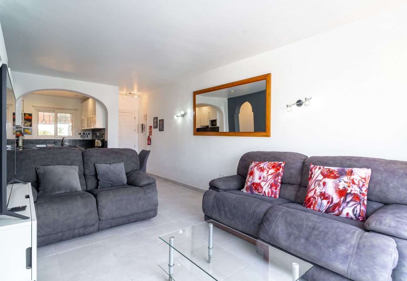 Ferienwohnung in Nerja - Appartamento Tropicana 6C a Nerja con Vista Mare