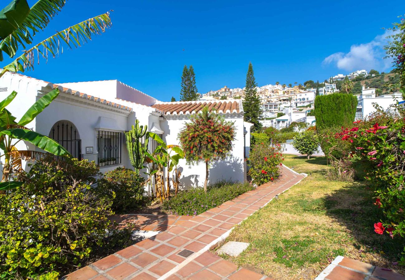Ferienwohnung in Nerja - Appartamento Tropicana 6C a Nerja con Vista Mare