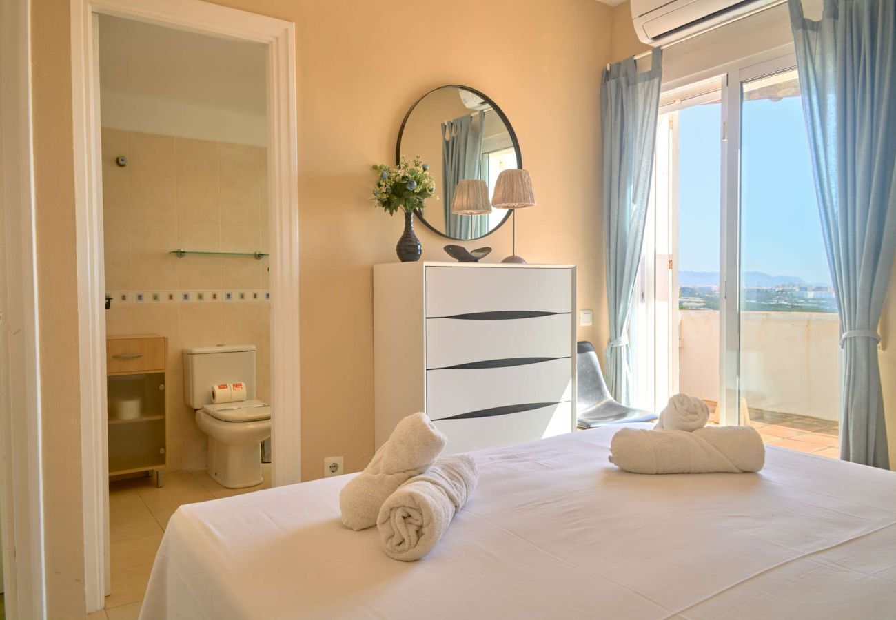 Doppelhaushälfte in Nerja - Casablanca 9: Duplex con terrazze su più livelli, vista mare e tramonto