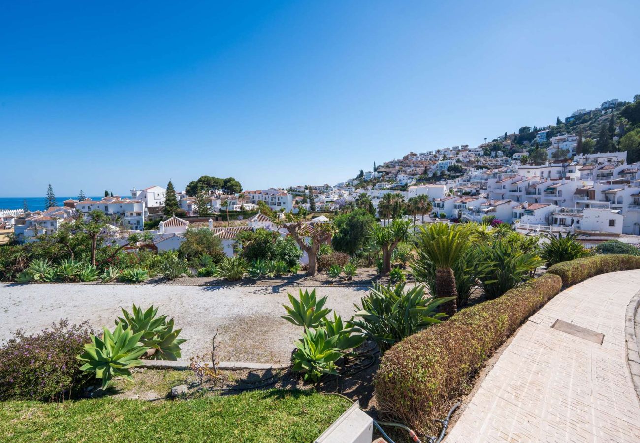 Doppelhaushälfte in Nerja - Casablanca 9: Duplex con terrazze su più livelli, vista mare e tramonto