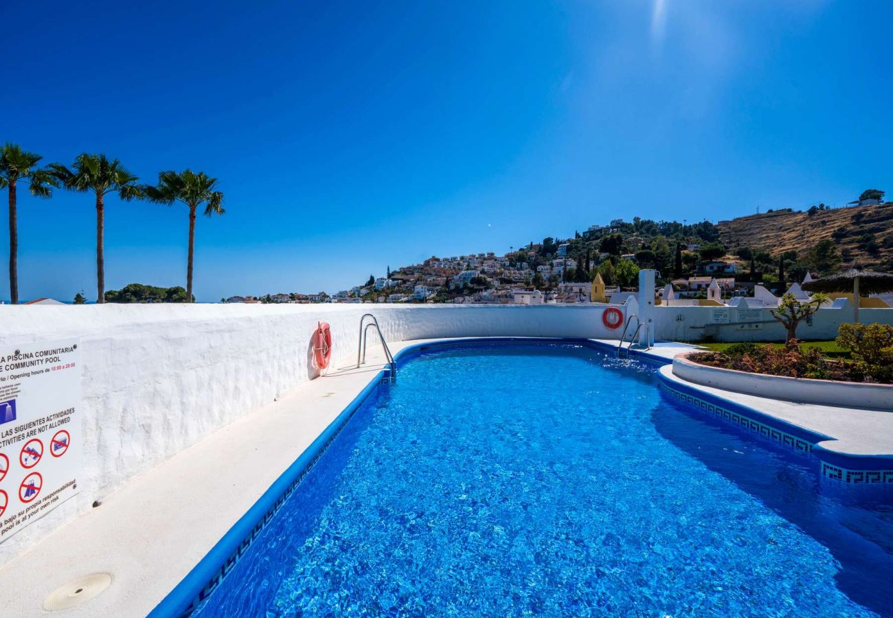 Doppelhaushälfte in Nerja - Casablanca 9: Duplex con terrazze su più livelli, vista mare e tramonto
