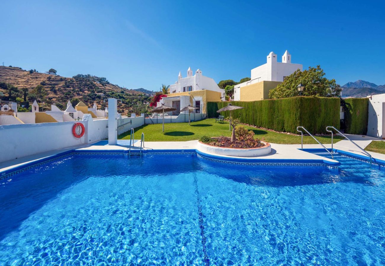 Doppelhaushälfte in Nerja - Casablanca 9: Duplex con terrazze su più livelli, vista mare e tramonto