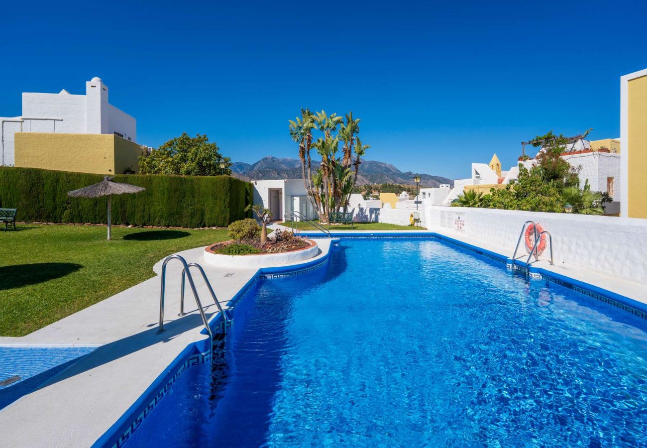 Doppelhaushälfte in Nerja - Casablanca 9: Duplex con terrazze su più livelli, vista mare e tramonto