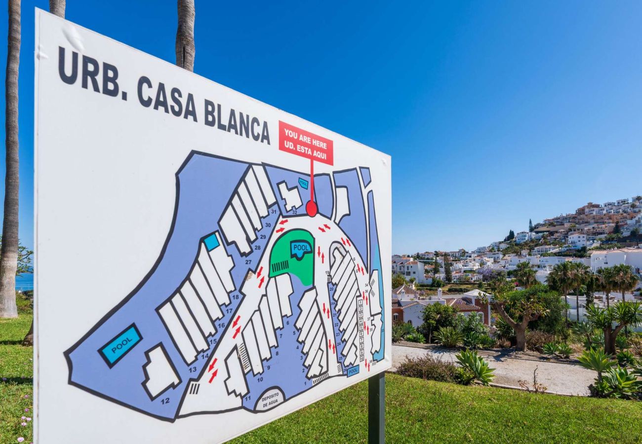Doppelhaushälfte in Nerja - Casablanca 9: Duplex con terrazze su più livelli, vista mare e tramonto